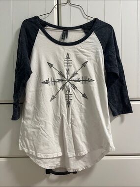 Full Tilt 3/4 Sleeve Top